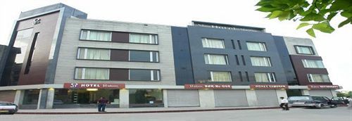 Hotel Gulnar Nowe Delhi Zewnętrze zdjęcie